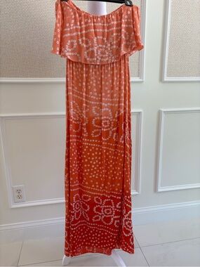 Vibrant bohemian ombré strapless maxi dress with tiered top, NWOT SMALL.